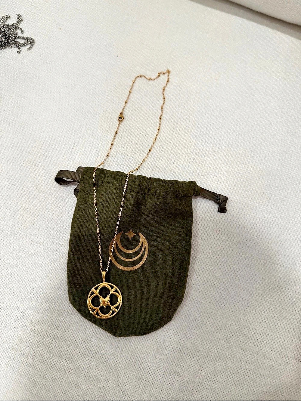 Jane Win Gold Pendant Necklace with Pouch Like New